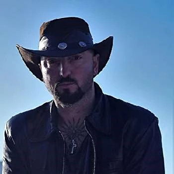 Jorgo Klouvas - Age, Bio, Birthdate, Family, Networth & More