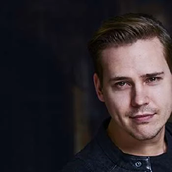 Josh Horvath Biography