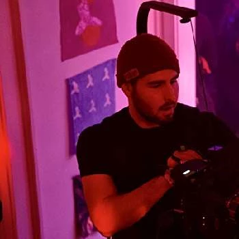 Joshua Knoller - Age, Bio, Birthdate, Family, Networth & More