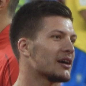 Luka Jovic - Wiki, Bio, Networth, Birthdate, Family & More
