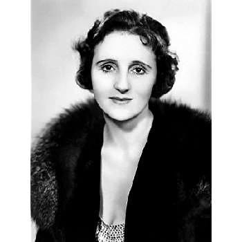 Joyce Carey - Birthplace, Bio, Wiki, Birthday, Family, Networth & More