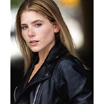 Julia Cosaluzzo - Age, Bio, Birthdate, Family, Networth & More