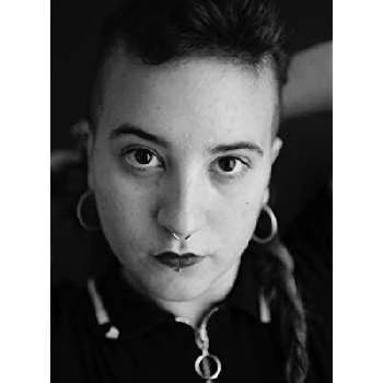 Júlia de Paz - Age, Bio, Birthdate, Family, Networth & More