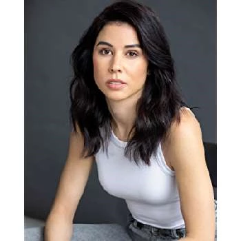 Julia Dyan - Age, Bio, Birthdate, Family, Networth & More