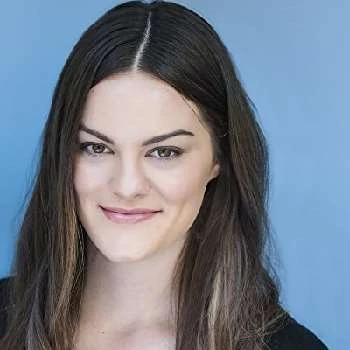 Julia Hoff - Age, Bio, Birthdate, Family, Networth & More