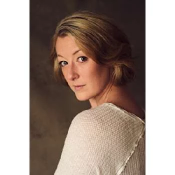 Julia McIlvaine - Age, Bio, Birthdate, Family, Networth & More