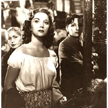 Julia Sandoval - Networth, Biography, Birthdate, Family & More