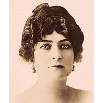 Julia Swayne Gordon - Height, Bio, Wiki, Family, Birthplace, Networth & More