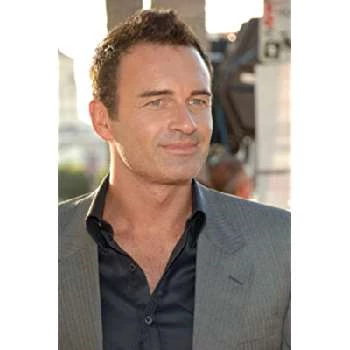 Julian McMahon