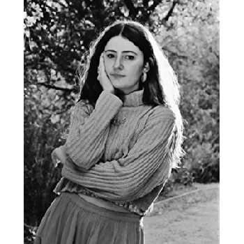 Julianne Fox Biography