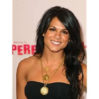 Julianne Waters - Networth, Bio, Birthdate, Age, Family & More