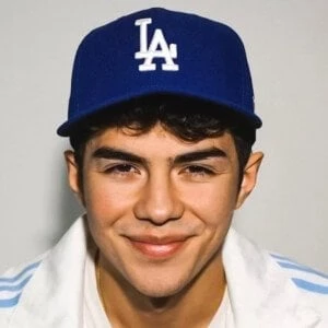 Julian Lopez Biography