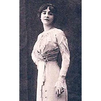 Juliette Clarens - Birthday, Bio, Wiki, Family, Networth & More