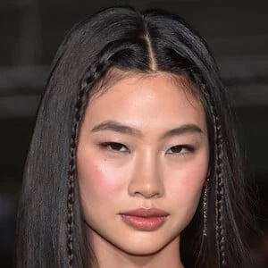 HoYeon Jung Biography