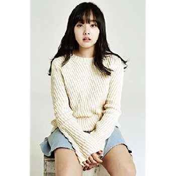 Jung Ji-so - Income, Birthday, Family, Bio, Networth & More