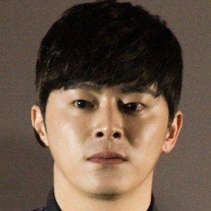 Jo Jung-suk Biography