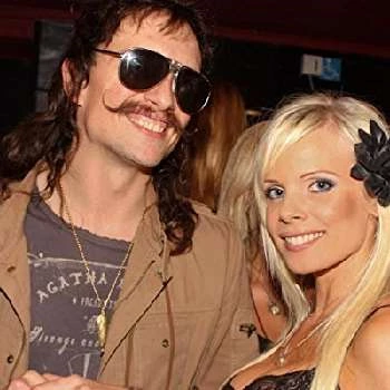 Justin Hawkins - Income, Birthday, Family, Bio, Networth & More