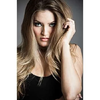 Justine Ezarik - Networth, Bio, Birthdate, Age, Family & More