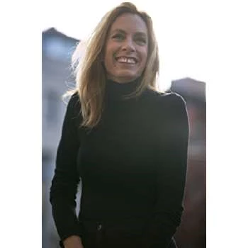 Justine Parsons Biography