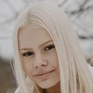 Jennifer Erica Biography