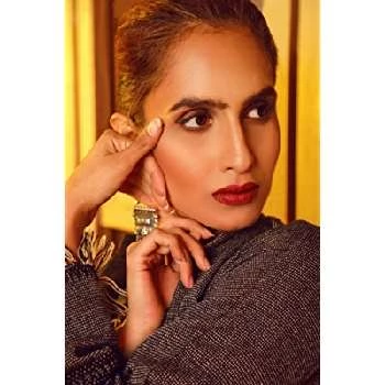 Kaashhvi Kalani - Age, Bio, Birthdate, Family, Networth & More