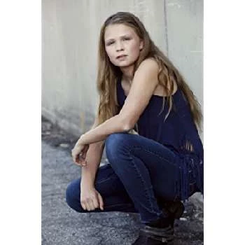 Kaitlyn Hillenbrand - Age, Bio, Birthdate, Family, Networth & More