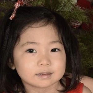 Emma Kaji - Biography, Birthday, Family, Wki, Networth & More