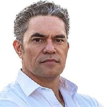 Kama Moiha - Age, Bio, Birthdate, Family, Networth & More