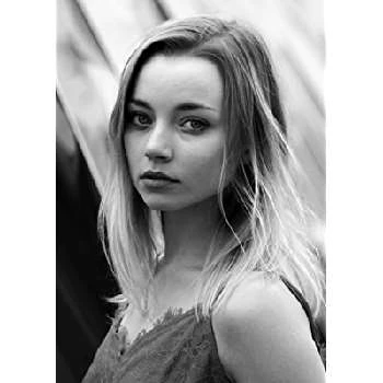 Kamila Urzedowska - Wiki, Family, Bio, Birthdate, Networth & More