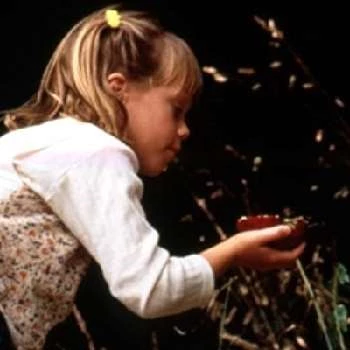 Kara Keough - Birthplace, Bio, Wiki, Birthday, Family, Networth & More