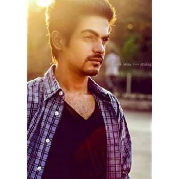 Karan Arora - Age, Bio, Birthdate, Family, Networth & More