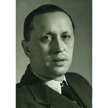 Karel Capek - Adderess, Bio, Birthdate, Family, Wiki & More