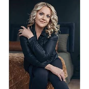 Karen Olchovy - Age, Bio, Birthdate, Family, Networth & More