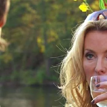 Kari Wells - Age, Bio, Birthdate, Family, Networth & More