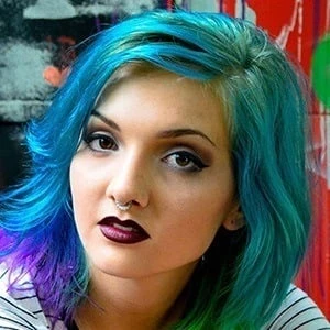 Ayalla Karina - Adderess, Bio, Birthdate, Family, Wiki & More