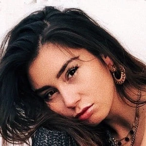 Milena Karl - Birthplace, Bio, Wiki, Birthday, Family, Networth & More