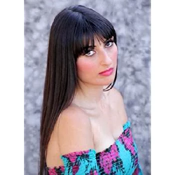 Karolina Sivas - Wiki, Bio, Networth, Birthdate, Family & More