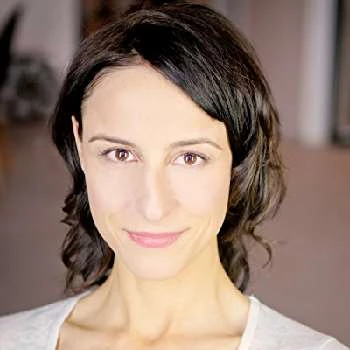 Kassandra Santos - Adderess, Bio, Birthdate, Family, Wiki & More