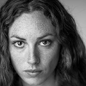 Kate Young - Age, Bio, Birthdate, Family, Networth & More