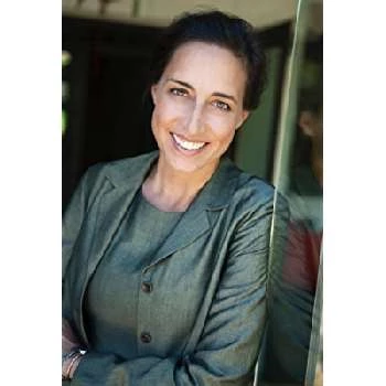 Katherine King - Age, Bio, Birthdate, Family, Networth & More