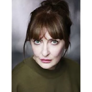 Kathy Kiera Clarke - Age, Bio, Birthdate, Family, Networth & More