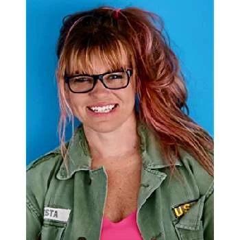 Katy Dierks - Age, Bio, Birthdate, Family, Networth & More