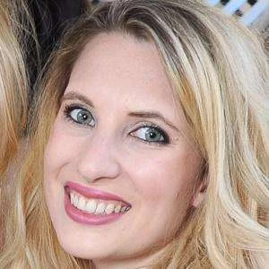 Fiona Kay - Biography, Birthday, Wiki, Family, Networth & More