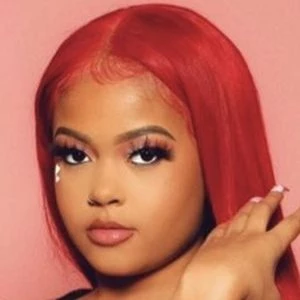Nia Kay Biography