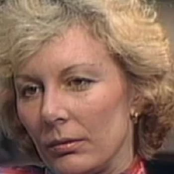 Kee MacFarlane - Age, Bio, Birthdate, Family, Networth & More