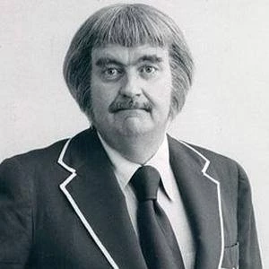 Bob Keeshan - Networth, Bio, Wiki, Family, Birthday, Networth & More