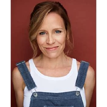 Kelly Dealyn - Age, Bio, Birthdate, Family, Networth & More