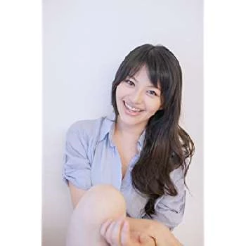 Kelly Du - Age, Bio, Birthdate, Family, Networth & More