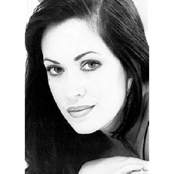 Kelly Farrell - Age, Height, Birthdate, Family, Wiki & More