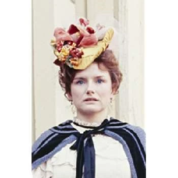 Kelly Jean Peters - Birthdate, Age, Family, Bio, Networth & More